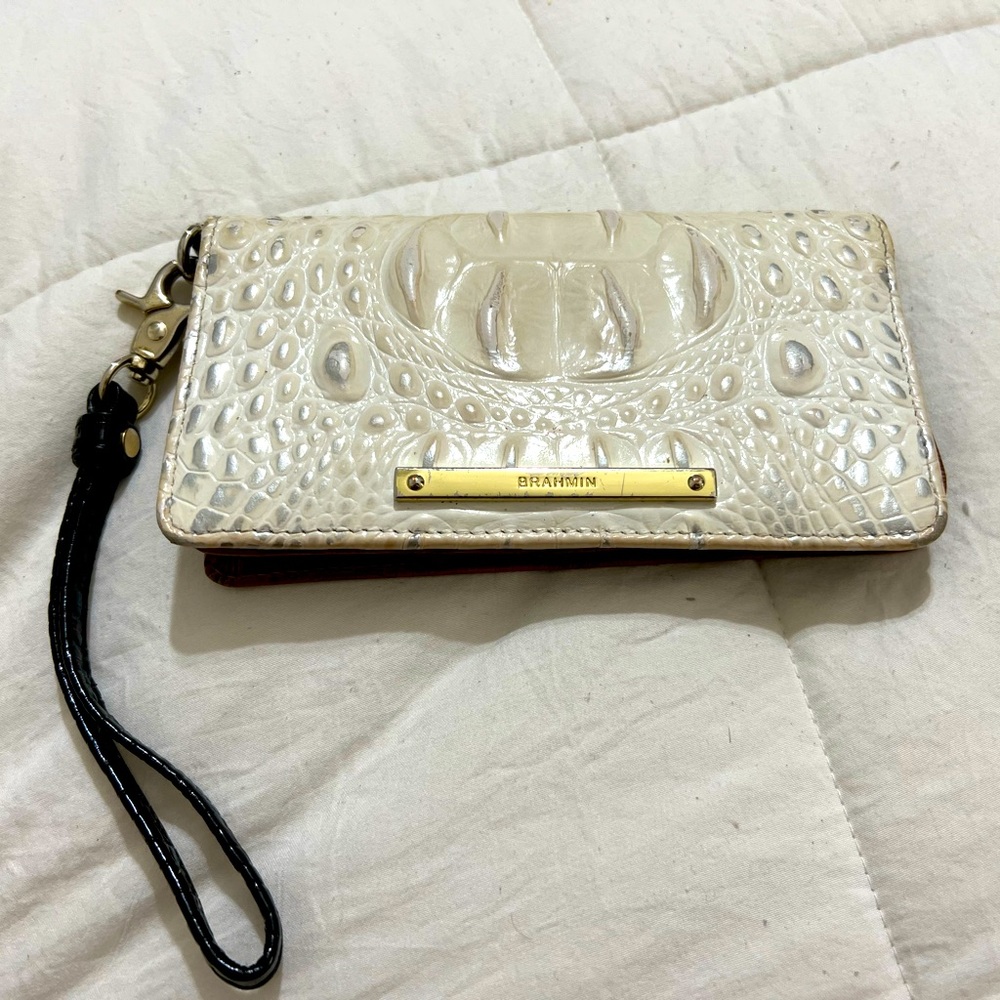 Brahmin Debra Wallet